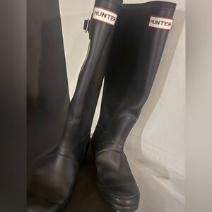 Hunter Women's Classic Black Rain Boots